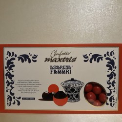 Confetti Amarena Fabbri,  con ciliegie candite amarenizzate ricoperte da cioccolato fondente.   Colore Rosso    Kg 1